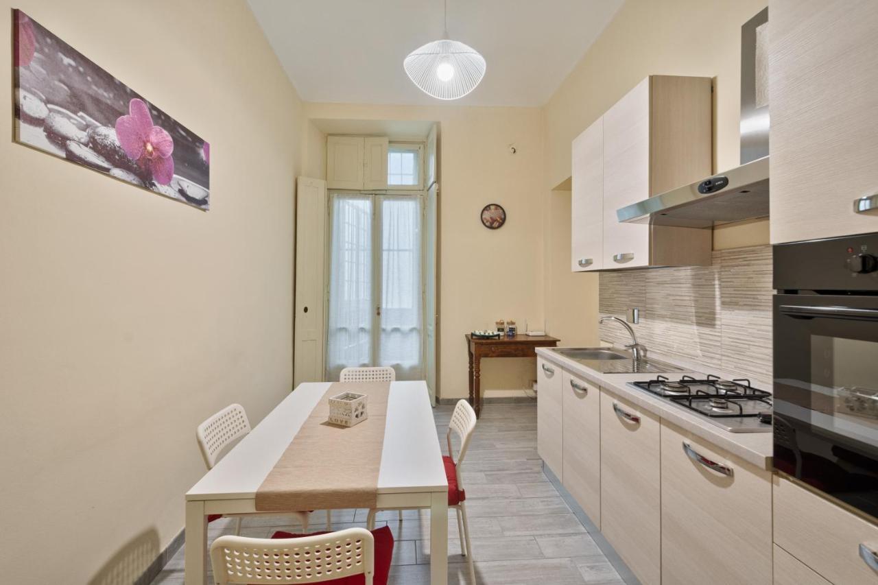 Ferienwohnung Lovely Flat Cit Turin Exterior foto